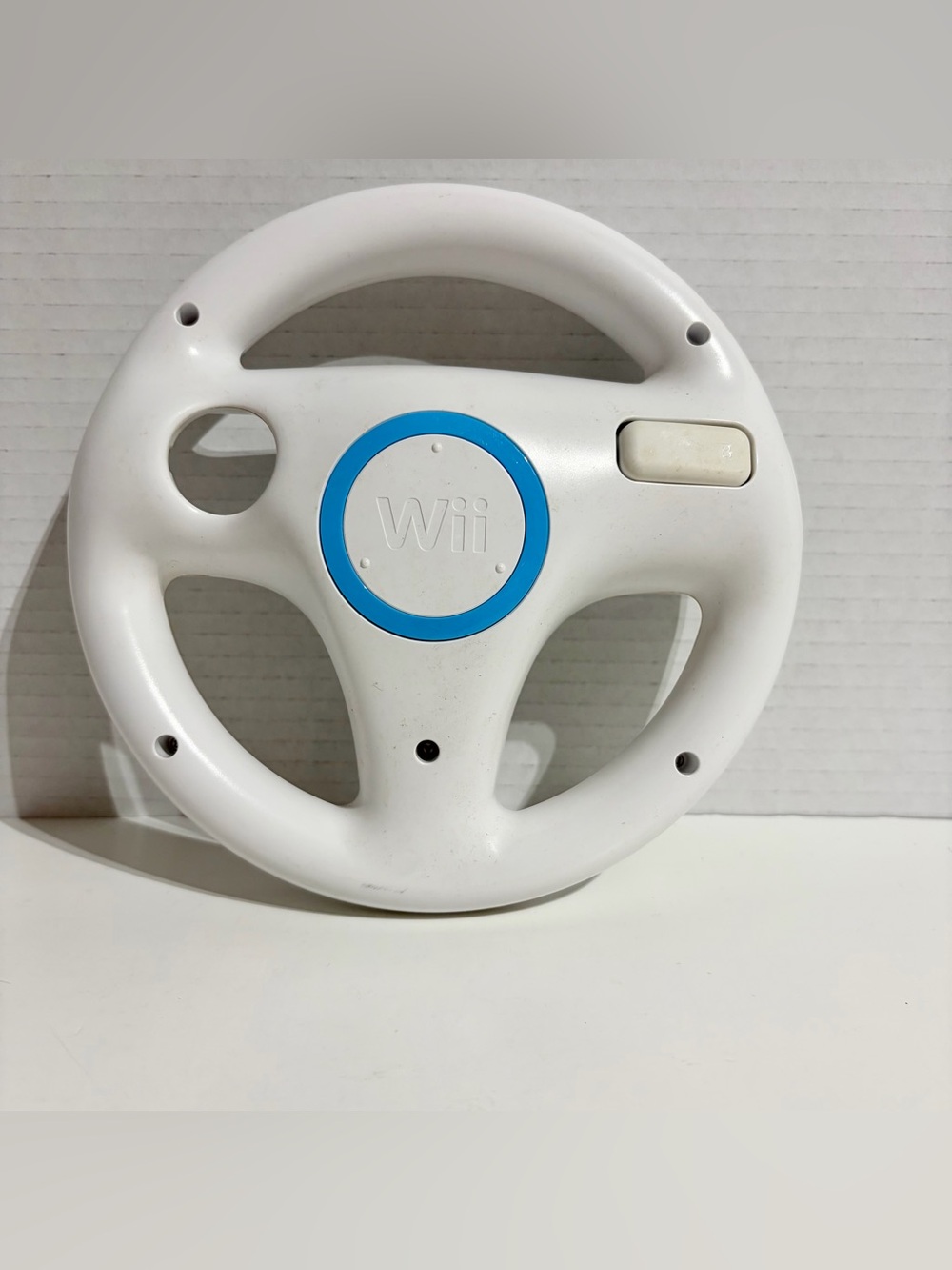 Nintendo Steering Racing Wheel for Nintendo Wii White Blue Genuine Original